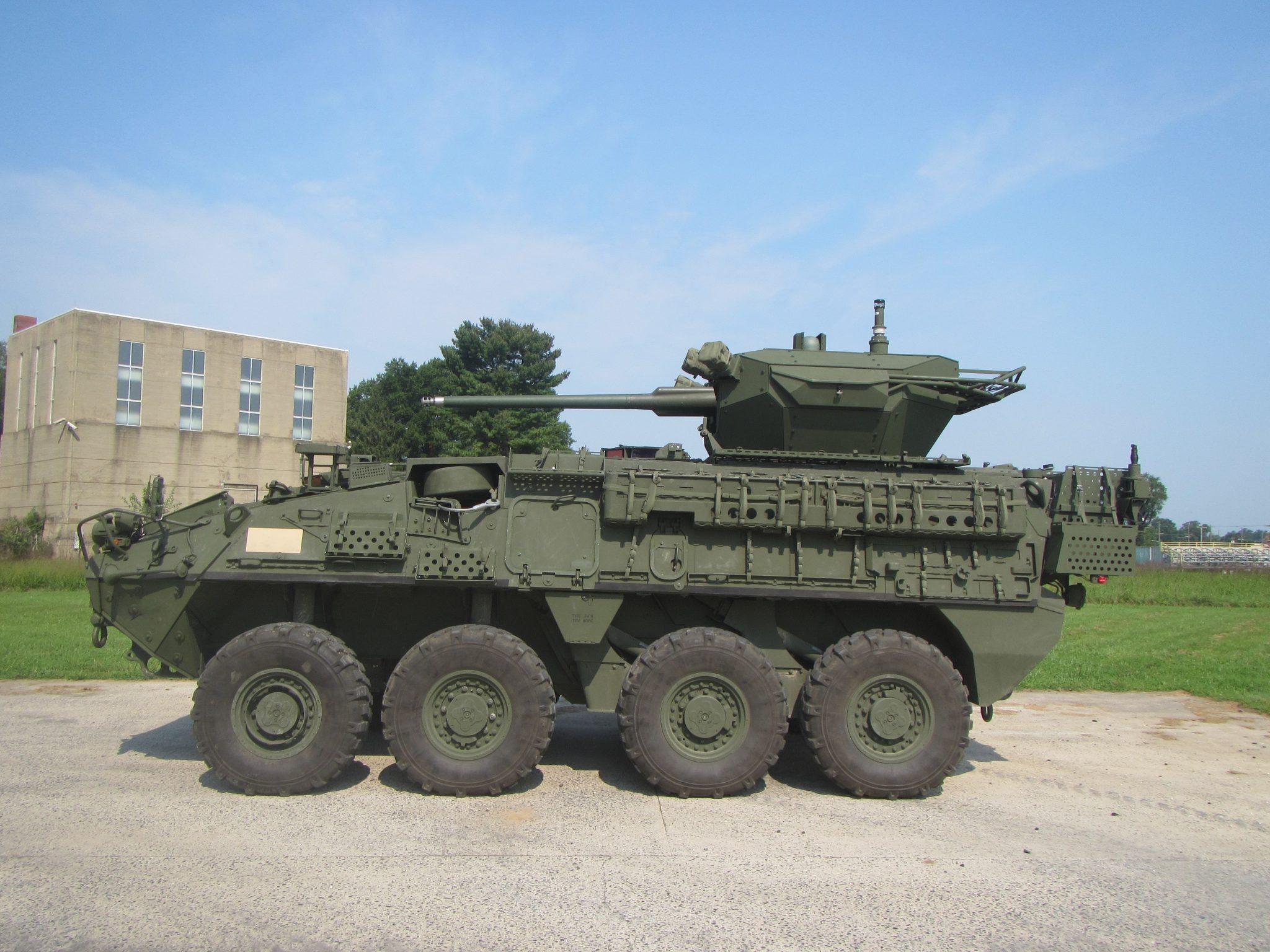 The US received the first batch of new Stryker armored personnel